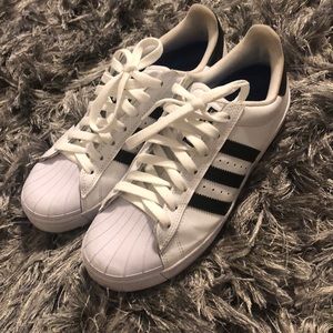 Women’s Adidas shoes